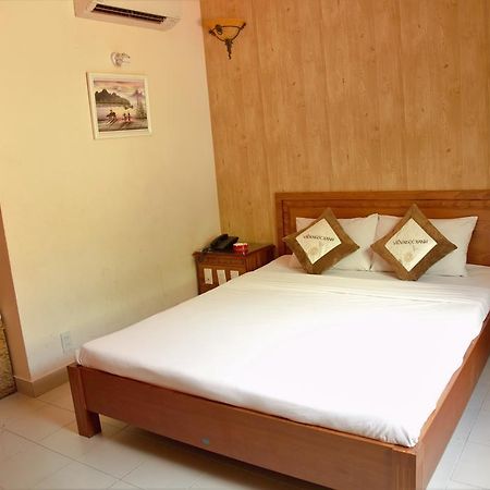 Vien Ngoc Xanh Hotel 1 Хошимін Екстер'єр фото