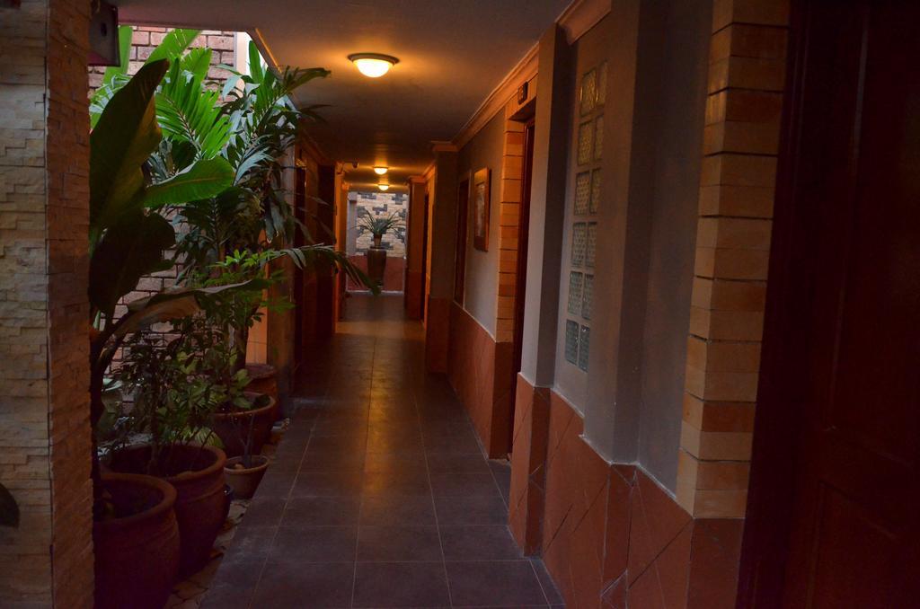 Vien Ngoc Xanh Hotel 1 Хошимін Екстер'єр фото