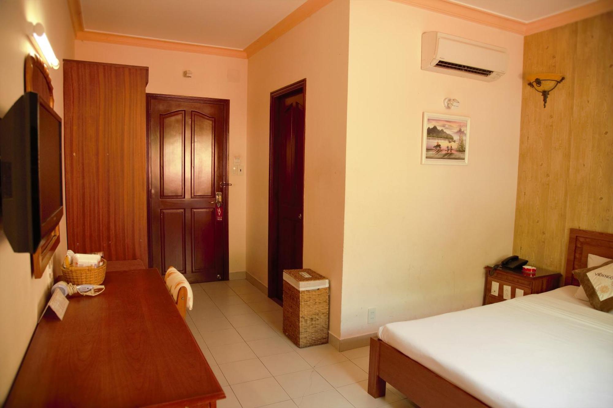 Vien Ngoc Xanh Hotel 1 Хошимін Екстер'єр фото