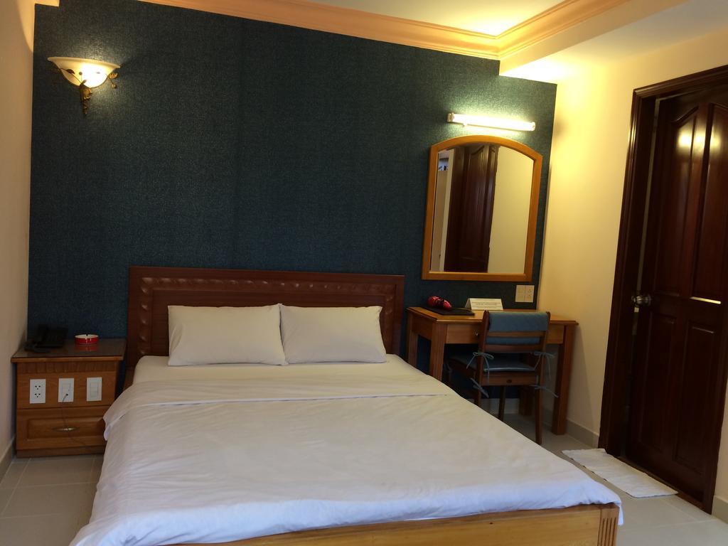 Vien Ngoc Xanh Hotel 1 Хошимін Екстер'єр фото