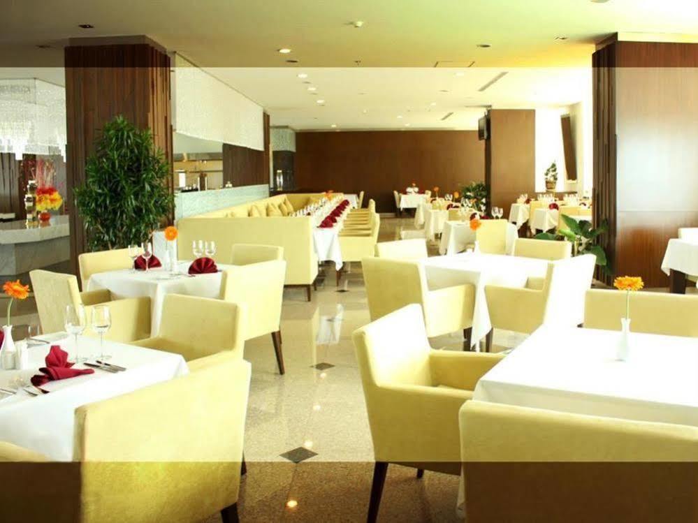 Vien Ngoc Xanh Hotel 1 Хошимін Екстер'єр фото